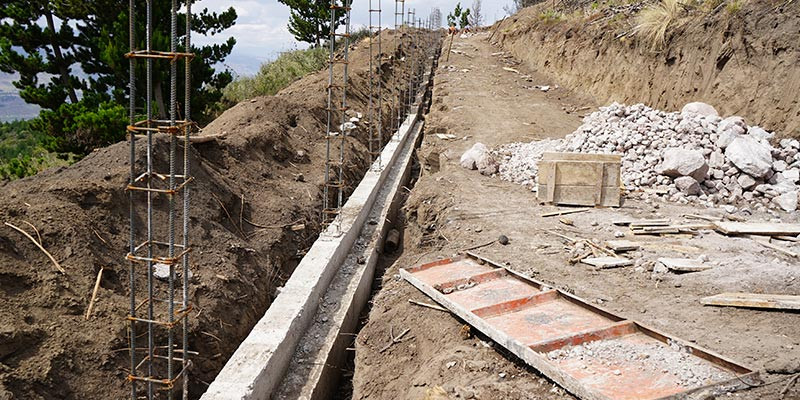 CERRAMIENTO_DEL_CEMENTERIO_EN_COCHALOMA_TOTORILLAS_PARA_WEB_2.jpg