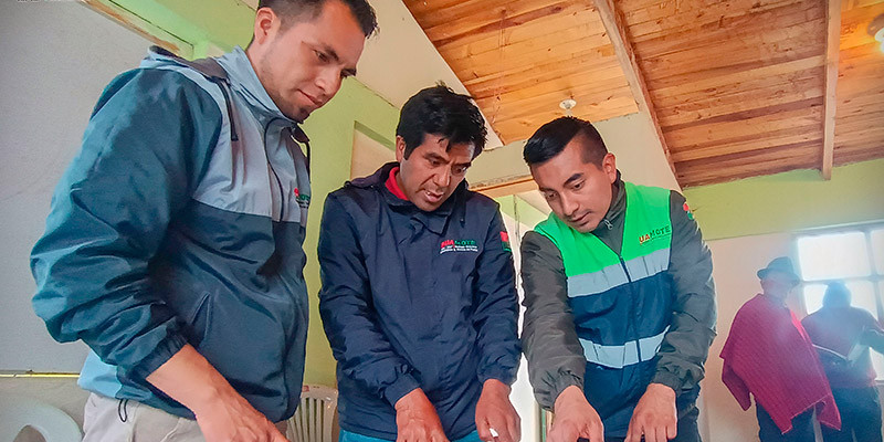 SOCIALIZACIÓN DE PROYECTO EN EL BARRIO SAN JUAN SAMBORONDON