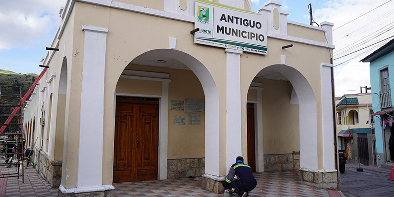 EL SALÓN DEL ANTIGUO MUNICIPIO LUCE DIFERENTE